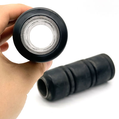 고품질 니트릴(NBR) 및 부식 방지 강철 인서트가 적용된 TA 타입 고무 스왑 컵 (10,000 PSI 유전용)